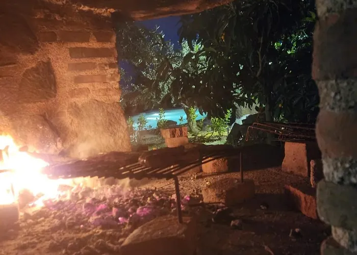 Re - Il Paradiso Degli Ulivi Con Piscina E Vista Mare Gospodarstwo wiejskie