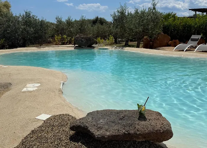Re - Il Paradiso Degli Ulivi Con Piscina E Vista Mare Gospodarstwo wiejskie *
