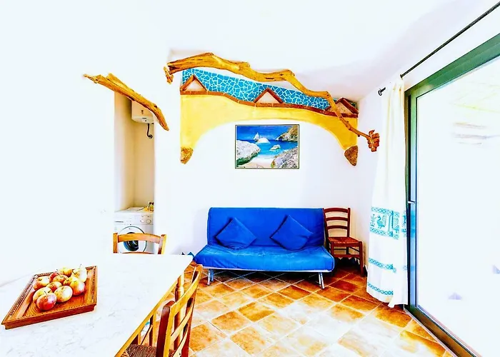 Gospodarstwo wiejskie Re - Il Paradiso Degli Ulivi Con Piscina E Vista Mare *