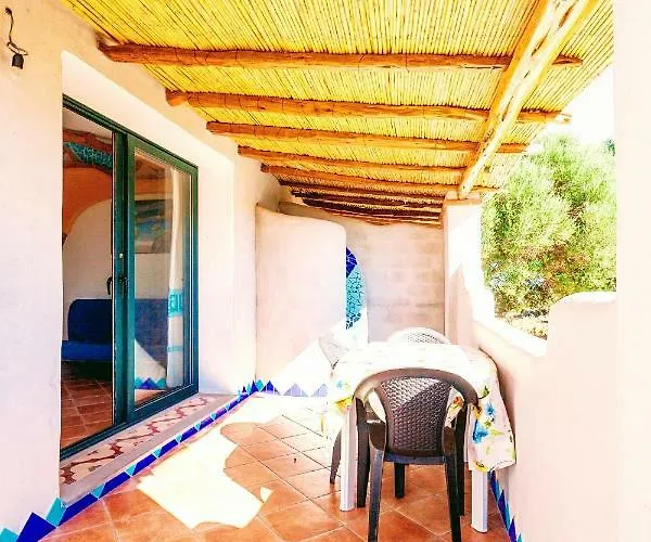 Re - Il Paradiso Degli Ulivi Con Piscina E Vista Mare Gospodarstwo wiejskie *